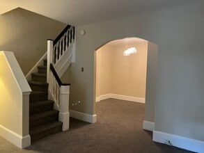 4558 N 17th St in Philadelphia, PA - Building Photo - Building Photo