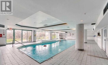 41 Markbrook Ln in Toronto, ON - Building Photo - Building Photo