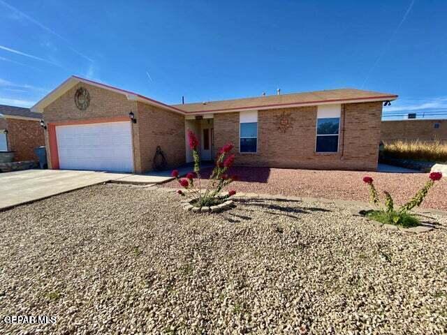 9885 Taj Mahal St in El Paso, TX - Building Photo - Building Photo
