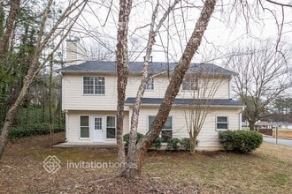 1999 Sandbrook Ct SW in Atlanta, GA - Building Photo - Building Photo