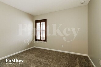 5668 Village Pond Cir in Jacksonville, FL - Building Photo - Building Photo
