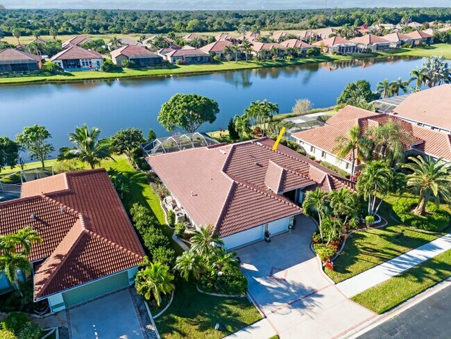 property at 1268 SW Briarwood Dr
