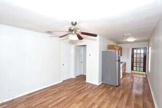 3004 Musser St-Unit -3 in Laredo, TX - Building Photo - Building Photo