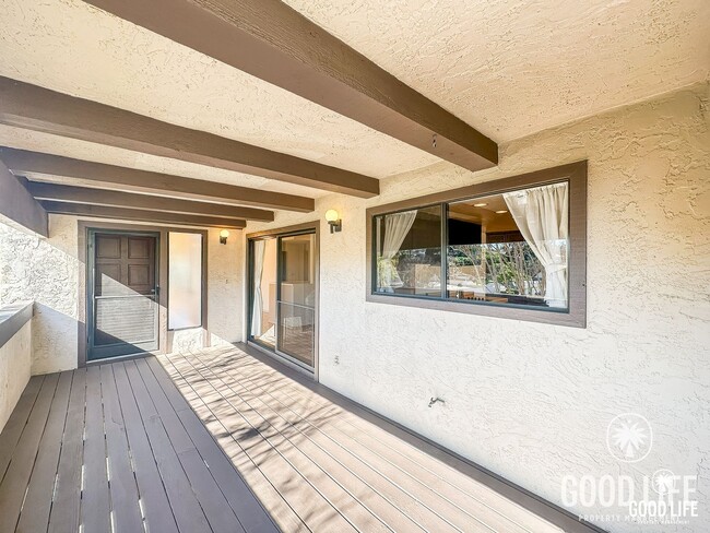 6620 Reservoir Ln in San Diego, CA - Building Photo - Building Photo