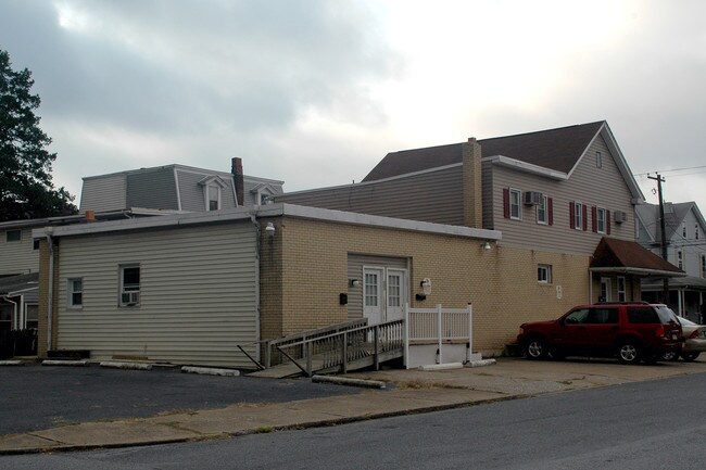 400 2nd St in Highspire, PA - Building Photo - Building Photo