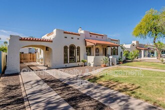 729 W Willetta St in Phoenix, AZ - Building Photo - Building Photo