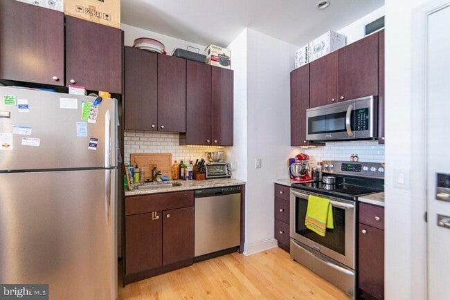 property at 427 Monroe St