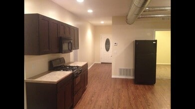 532 Forest Ave in Kansas City, MO - Building Photo - Building Photo