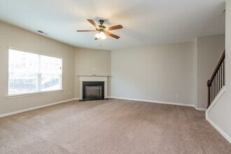 119 Cessna Dr in Canton, GA - Building Photo - Building Photo
