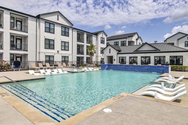 The Peri on Westheimer