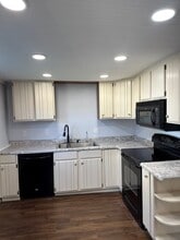 120 S 4th St in Sabetha, KS - Building Photo - Building Photo