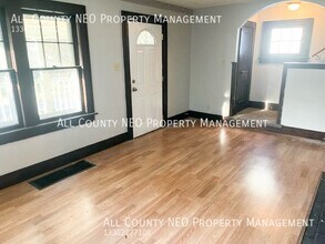 873 Fried St in Akron, OH - Building Photo - Building Photo