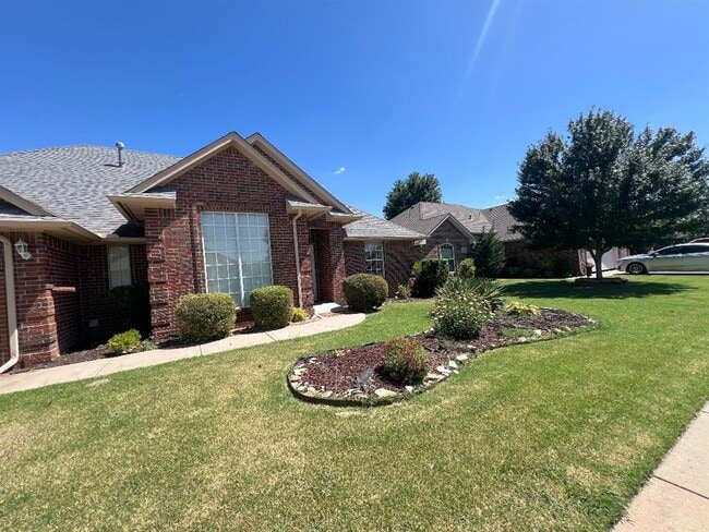 624 Vickery Ave in Yukon, OK - Building Photo - Building Photo