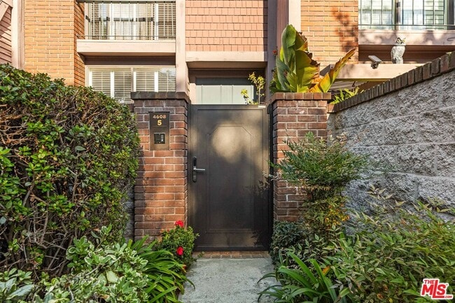 4608 Glencoe Ave in Marina Del Rey, CA - Building Photo - Building Photo