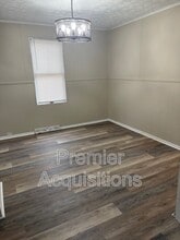 1033 Wilkinson Ave in Alton, IL - Building Photo - Building Photo