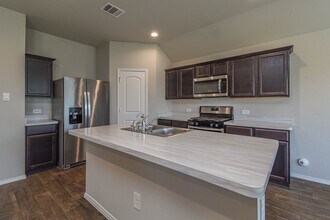 21540 Rustic Elm Dr in Roman Forest, TX - Building Photo - Building Photo