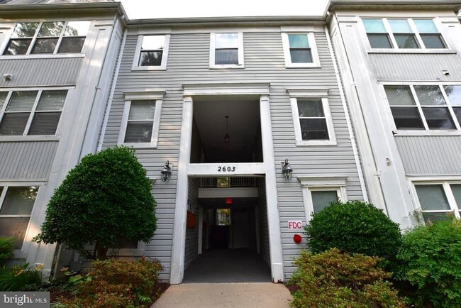 2603 Camelback Ln in Silver Spring, MD - Foto de edificio - Building Photo