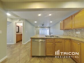 1209 Almondwood Dr in Antioch, CA - Building Photo - Building Photo