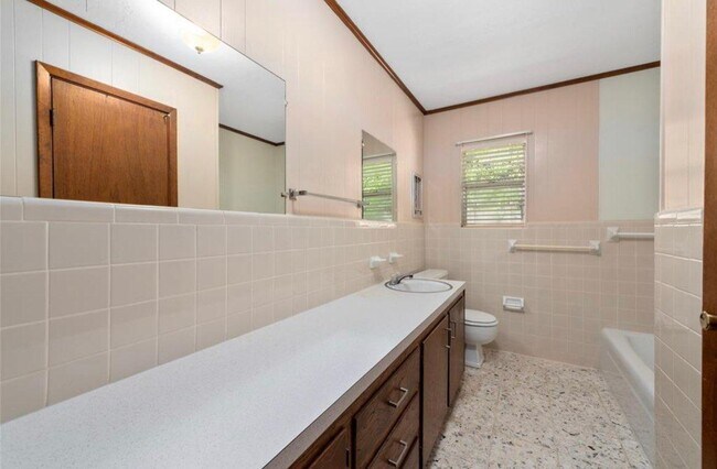 2303 Webster St, Unit A in Liberty, TX - Building Photo - Building Photo