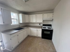 561 Valley Ave in Barstow, CA - Building Photo - Building Photo