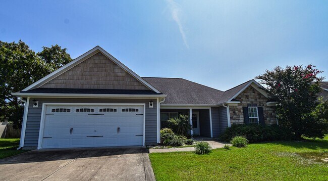 494 Hogart St in Raeford, NC - Building Photo - Building Photo