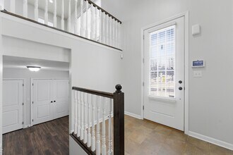 200 Venango Trl in Mars, PA - Foto de edificio - Building Photo