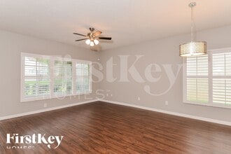 2128 Brandon Park Cir in Brandon, FL - Building Photo - Building Photo