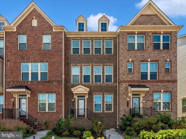property at 11115 Hazelnut Ln