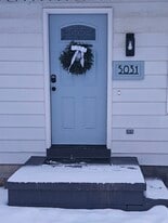 5031 Willoughby Rd in Holt, MI - Building Photo