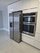 11755 SW 18th St in Miami, FL - Building Photo - Building Photo