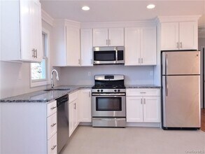 155 Shear Hill Rd in Mahopac, NY - Building Photo - Building Photo