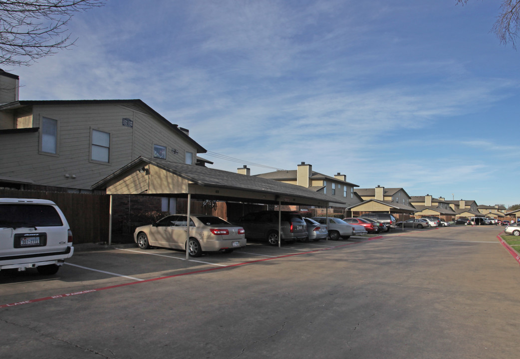 Heather Glen Townhomes in Arlington, TX - Foto de edificio