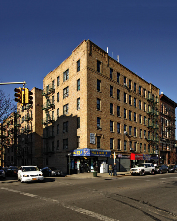 1147 Boston Rd in Bronx, NY - Building Photo