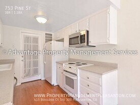 753 Pine St in Livermore, CA - Building Photo