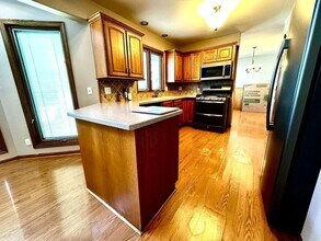 3408 Lake Shore Dr in Winfield, KS - Building Photo - Building Photo