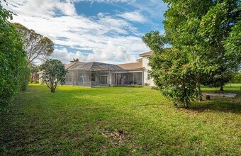 6404 NW 93rd Dr in Parkland, FL - Building Photo - Building Photo