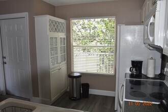 2504 Woodgate Blvd in Orlando, FL - Building Photo - Building Photo
