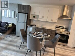 1434 Highland Rd W in Kitchener, ON - Building Photo - Building Photo