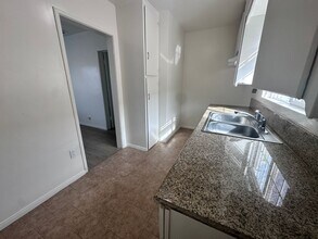 8739 Firestone Blvd-Unit -8741 1/2 in Downey, CA - Building Photo - Building Photo