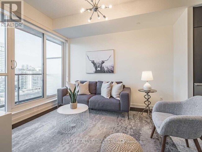 170 Sumach St in Toronto, ON - Building Photo - Building Photo