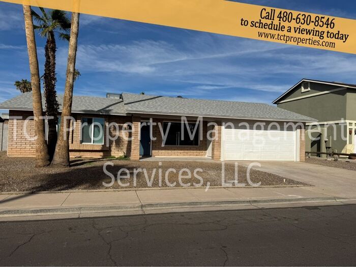 1922 W Portobello Ave in Mesa, AZ - Building Photo