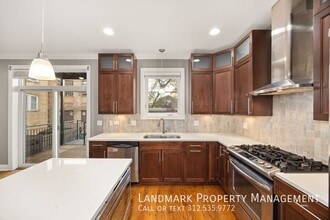 4208 N Albany Ave in Chicago, IL - Building Photo - Building Photo