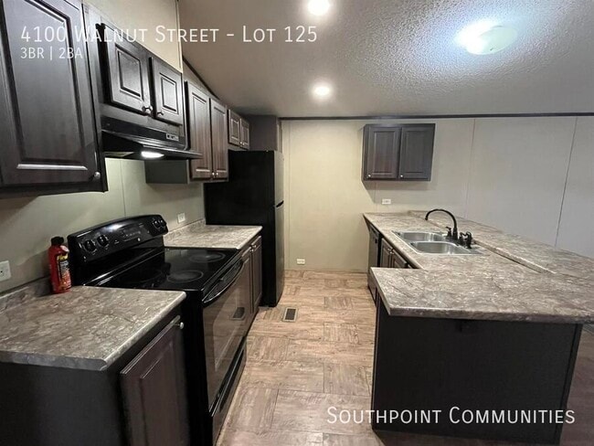 4100 Walnut Ave in Opelika, AL - Building Photo - Building Photo