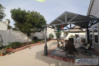 114 Sweetshade St in Oceanside, CA - Building Photo - Building Photo