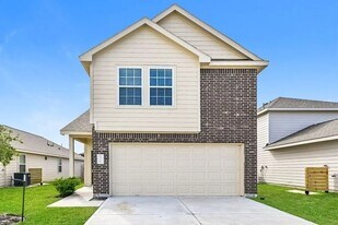 12723 Silver Mem Rd in Houston, TX - Building Photo