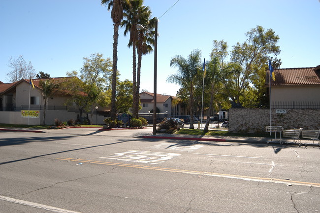 Julia Palms Senior 55+ Apartments in Rialto, CA - Building Photo - Building Photo