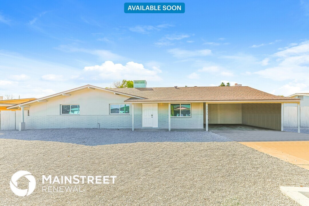 1335 E Ellis Cir in Mesa, AZ - Building Photo