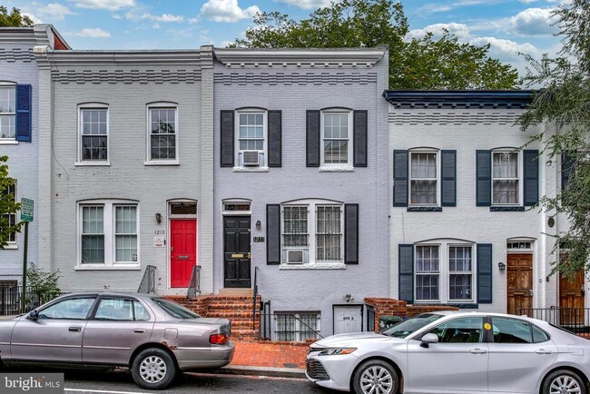 property at 1211 33rd St NW