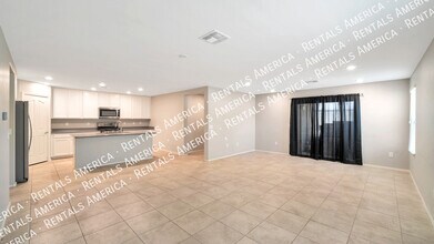 4910 S River Run Dr in Tucson, AZ - Building Photo - Building Photo