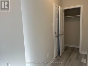 538 Promontory Pl in Ottawa, ON - Building Photo - Building Photo